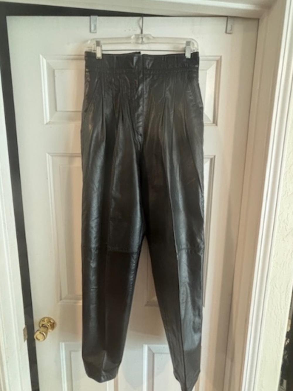 Toff's womens black leather pants- Size 10M/39